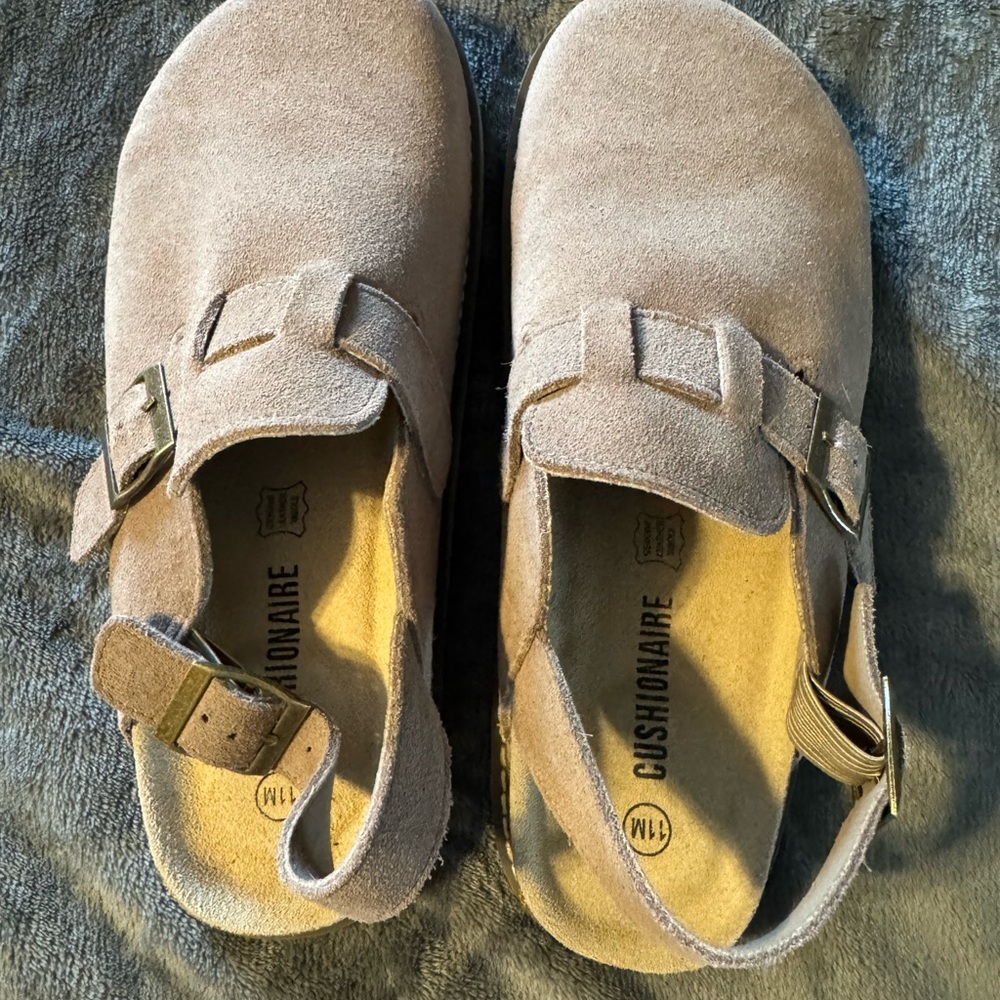 Cushionaire clogs Size 11 NWOT